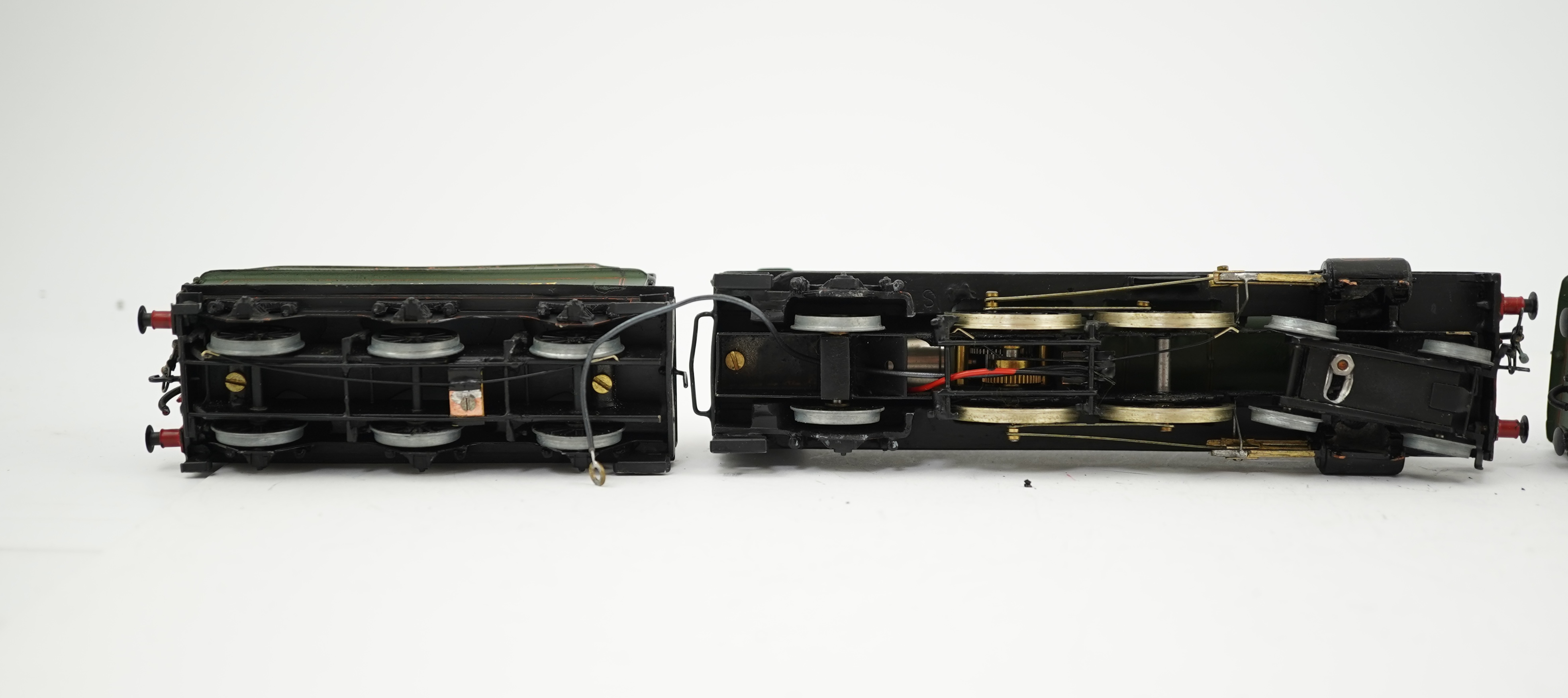 Two 00 gauge brass and white metal kit built GWR tender locomotives; a 2900 class 4-4-2, 171, together with a Grange class 4-6-0, Arlington Grange 6800, constructed, painted and lined to a high standard, both motored for